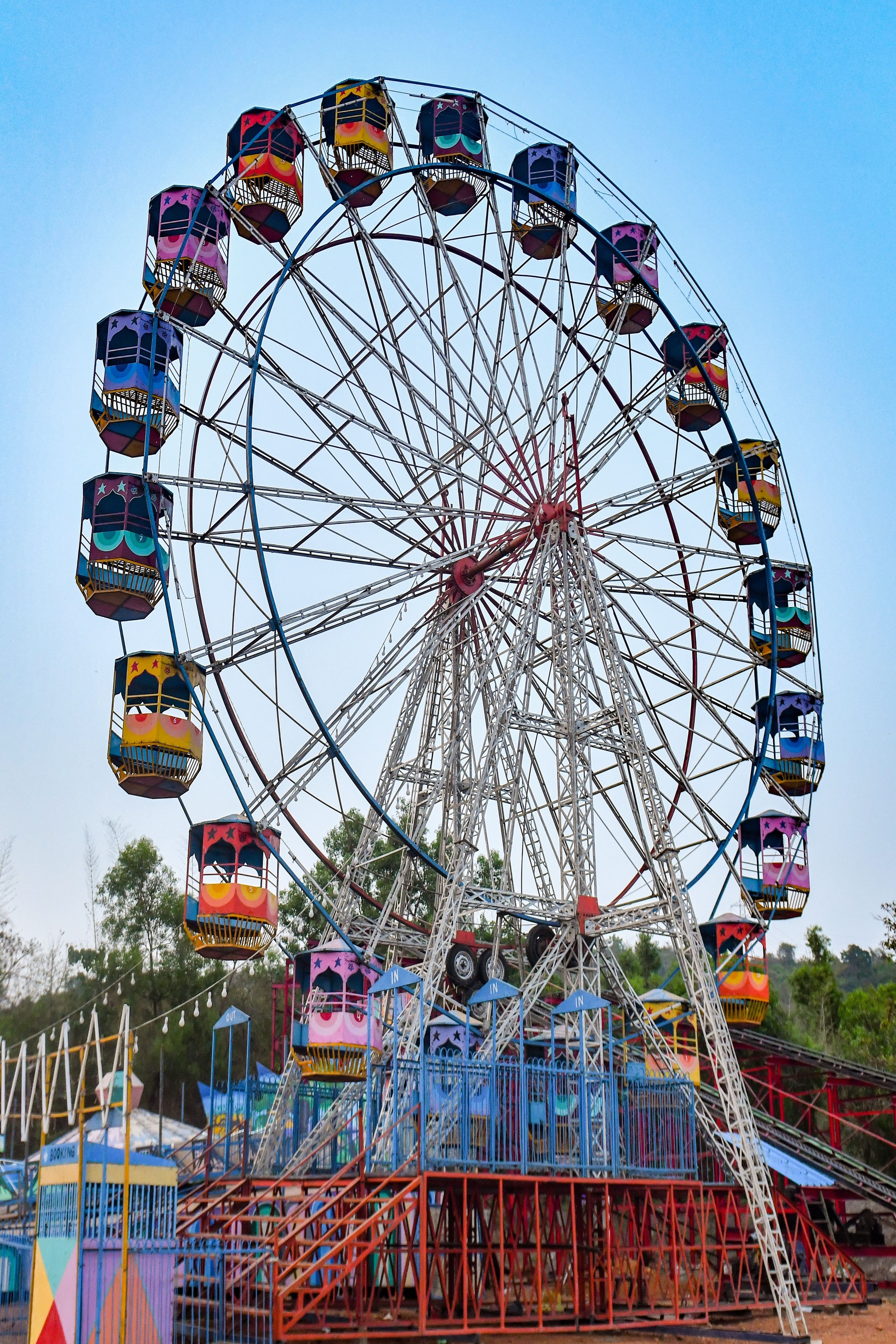 Giant Ferris wheel offering panoramic views and fun-filled moments at Goa Aqua World.